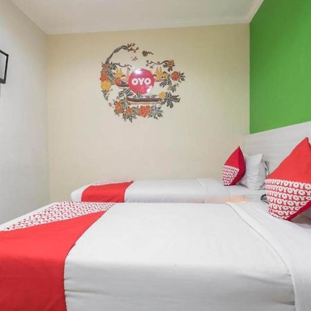 Collection O 91714 Hotel Alden ماكاسار المظهر الخارجي الصورة